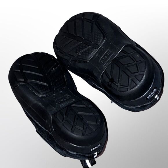 Toddler Crocs Dawson Faux Fur Black Suede Size C 7 - Picture 5 of 7